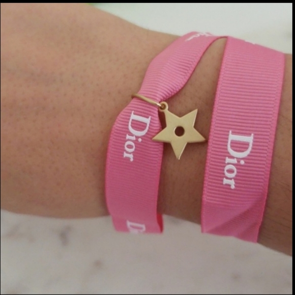 Last one available New never used DIOR gold Charm & pink Ribbon Bracelet STAR🌟 - Picture 3 of 4